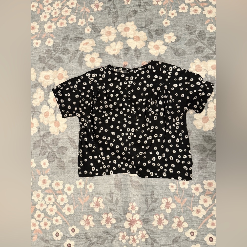 Zara Black and White Floral Blouse